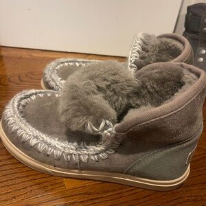 MOU Eskimo Sneaker Boots – Gray Suede – Women’s Size 39